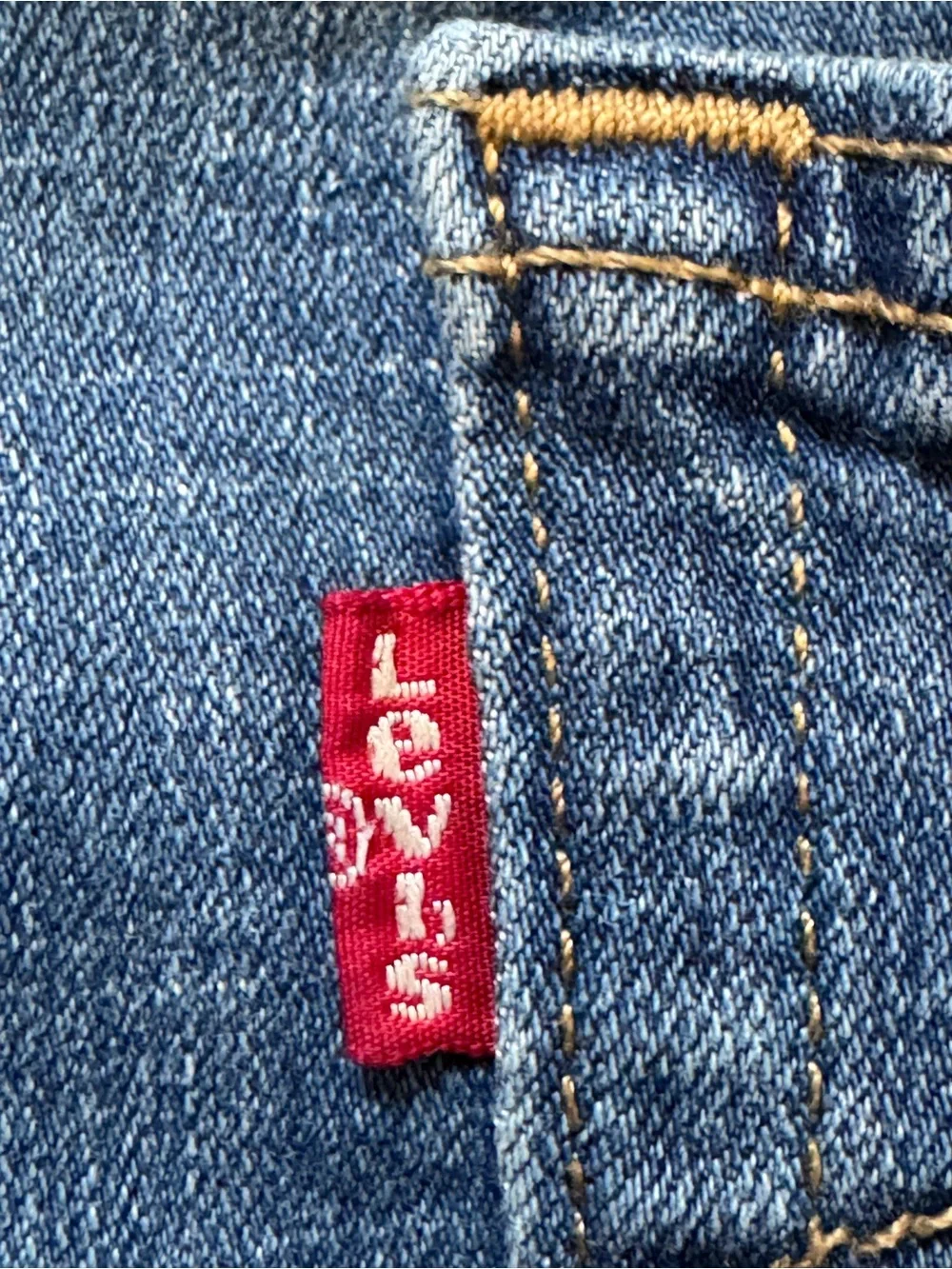 Levis relaxed boyfriend